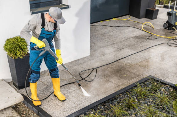 Best Commercial Pressure Washing  in Georgetown, CA